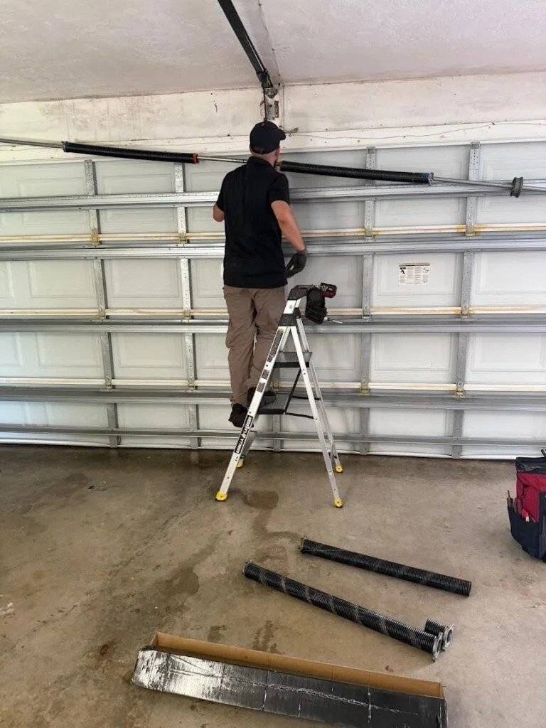 Garage door repair work, gallery photo 2